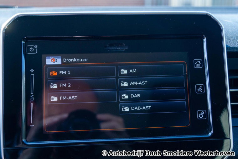 Vehicle Image 35