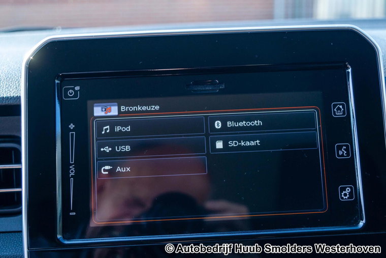 Vehicle Image 36