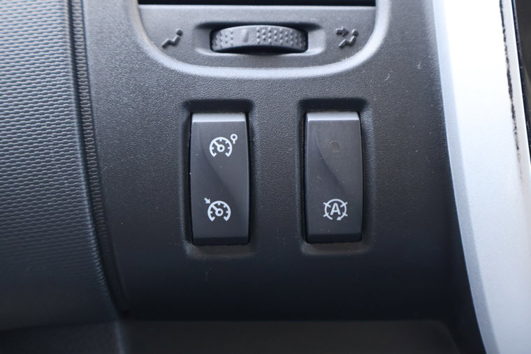 Vehicle Image 28