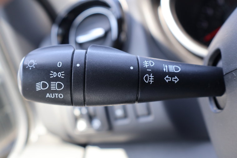 Vehicle Image 32