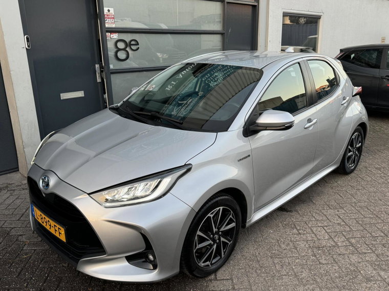 Vehicle Image 5