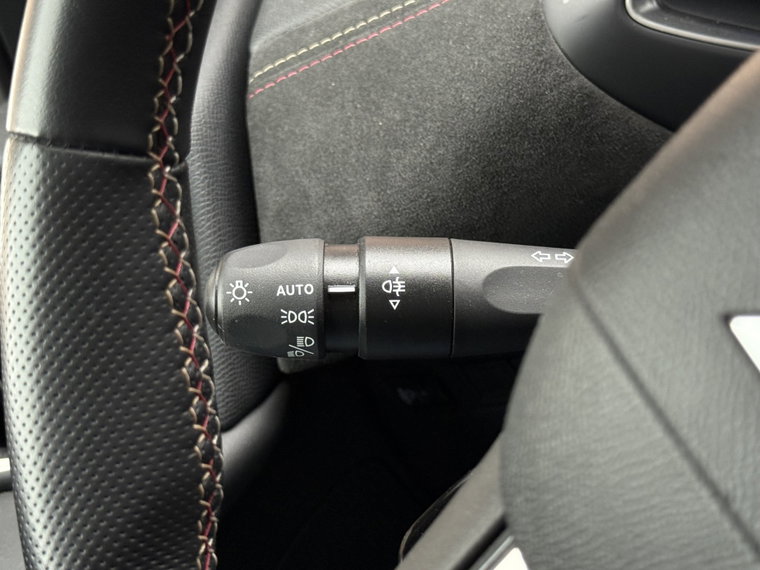 Vehicle Image 26