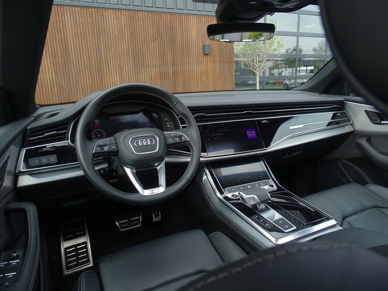Vehicle Image 40