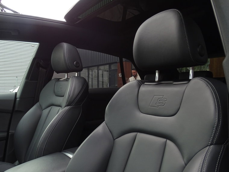 Vehicle Image 41