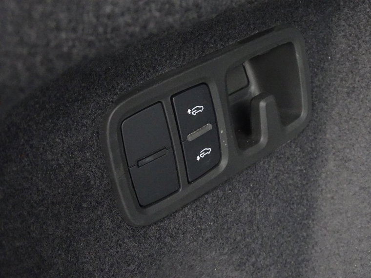 Vehicle Image 47