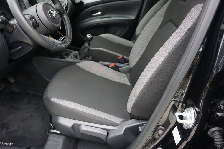 Vehicle Image 19