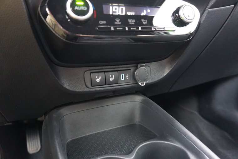 Vehicle Image 26
