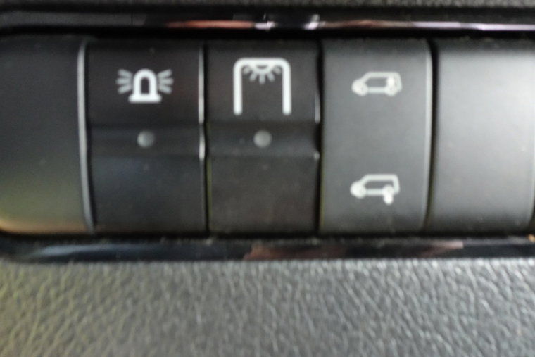 Vehicle Image 33