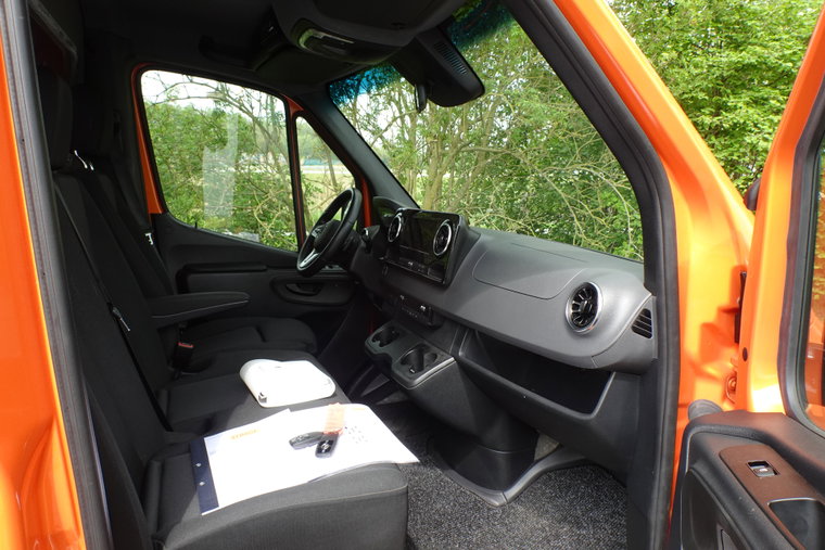 Vehicle Image 40