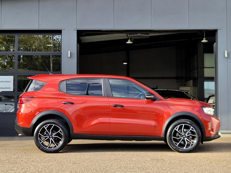 Vehicle Image 40