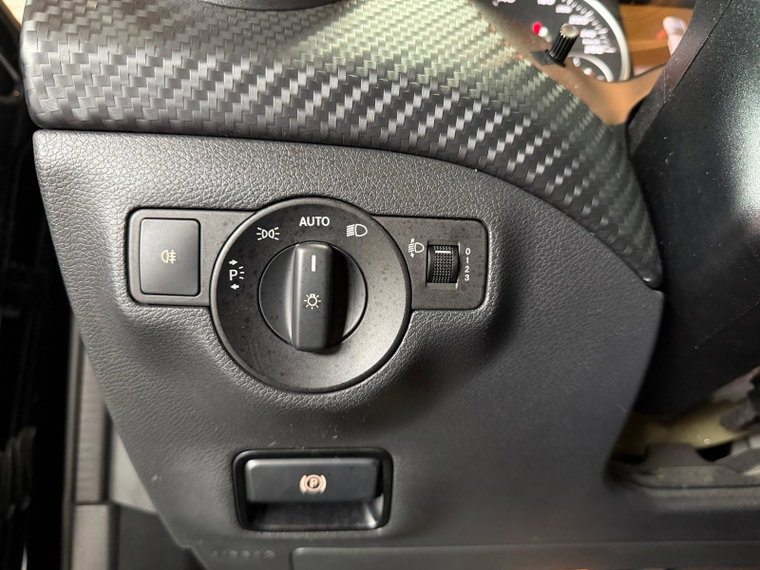 Vehicle Image 26