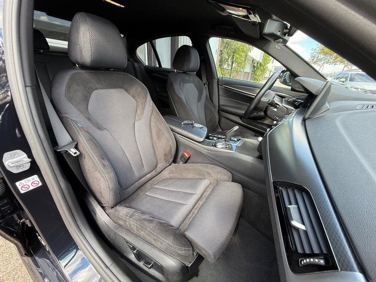 Vehicle Image 45