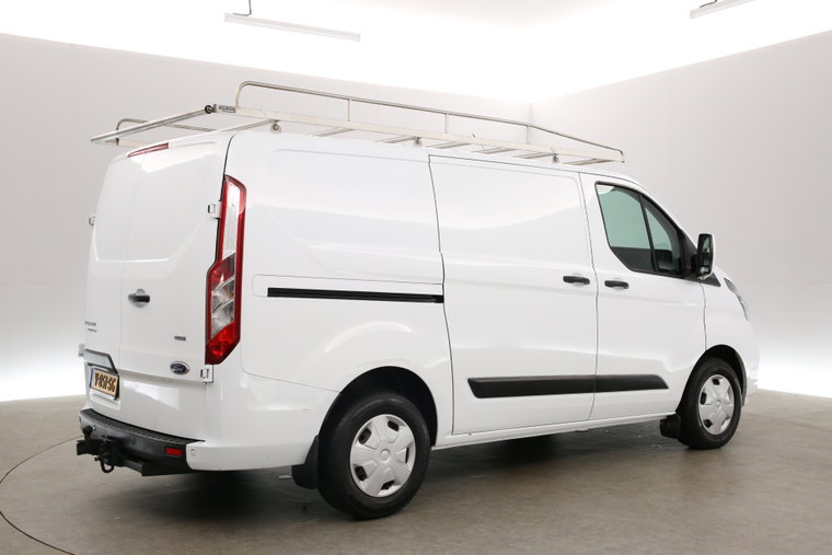 Vehicle Image 26