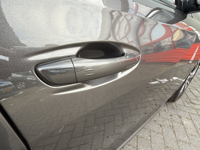 Vehicle Image 27