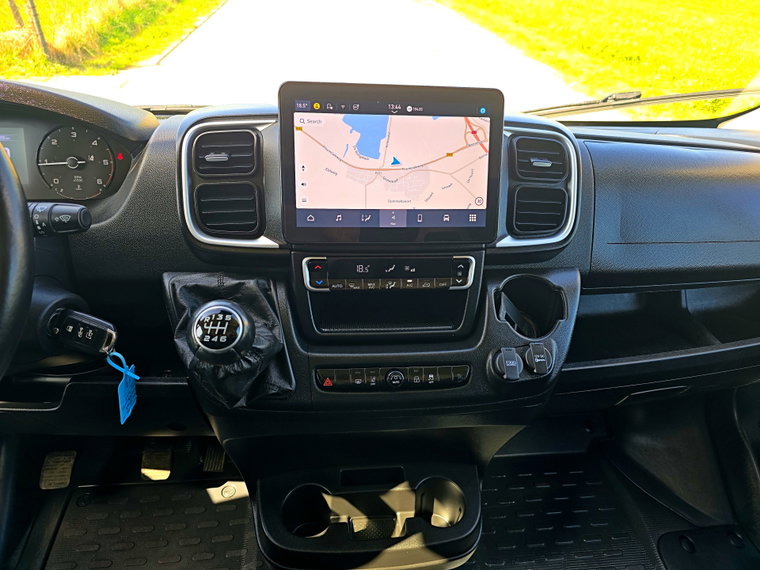 Vehicle Image 40