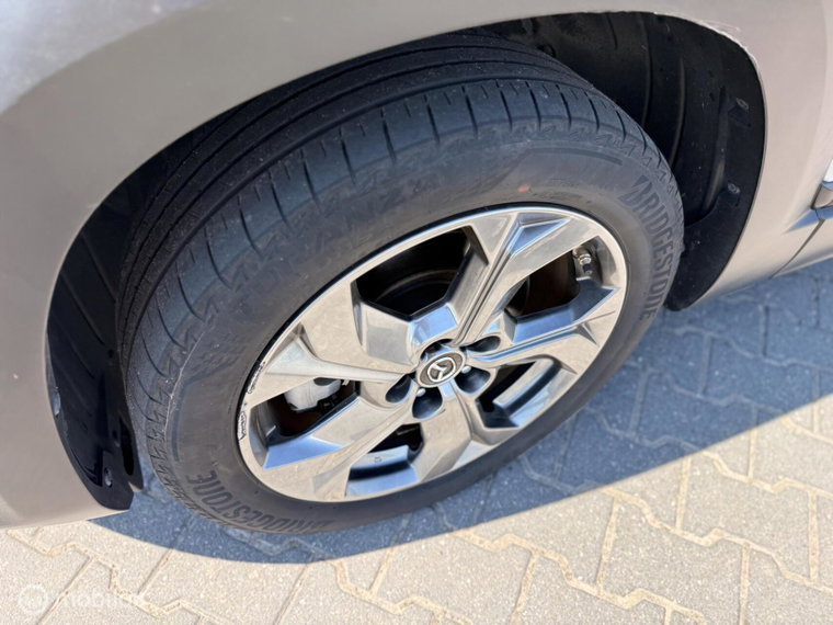 Vehicle Image 31