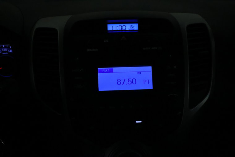 Vehicle Image 25