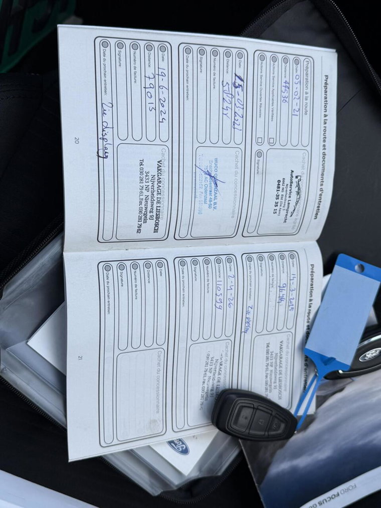 Vehicle Image 11