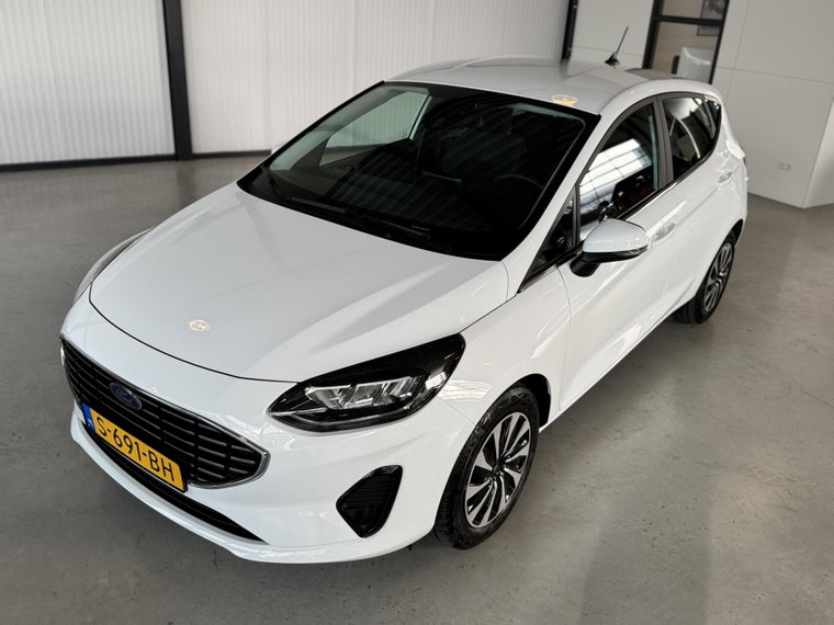 Vehicle Image 19