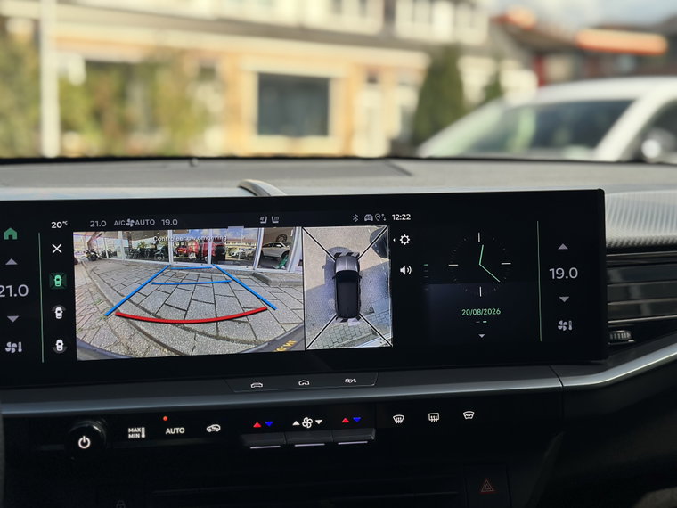 Vehicle Image 37