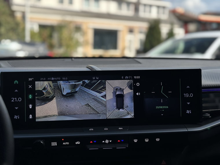 Vehicle Image 39