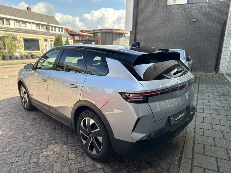 Vehicle Image 45