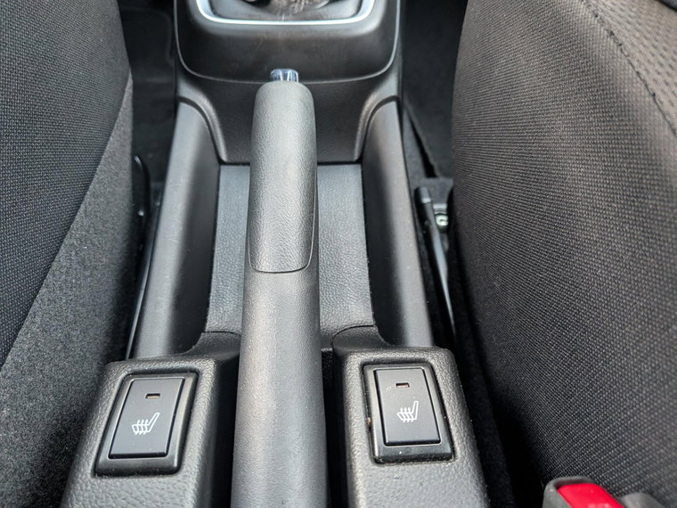 Vehicle Image 24