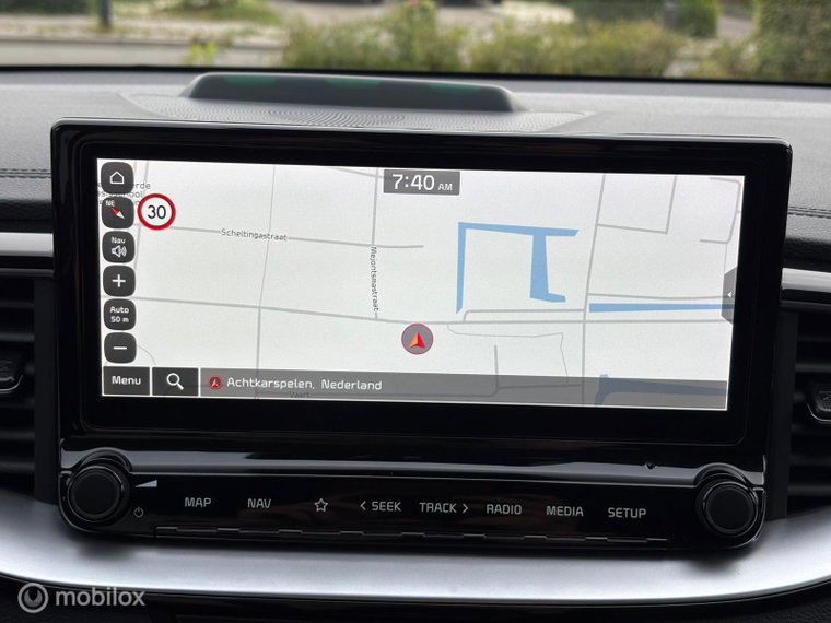 Vehicle Image 21