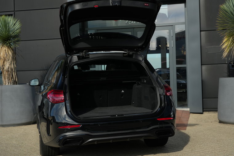 Vehicle Image 33
