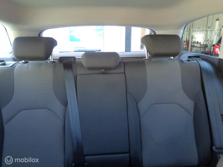 Vehicle Image 45
