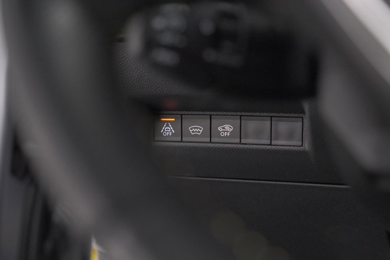 Vehicle Image 27