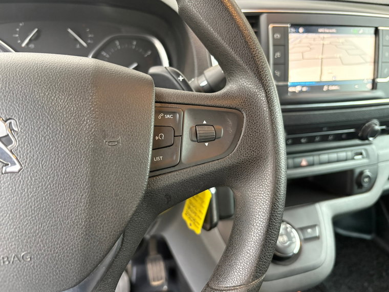 Vehicle Image 27