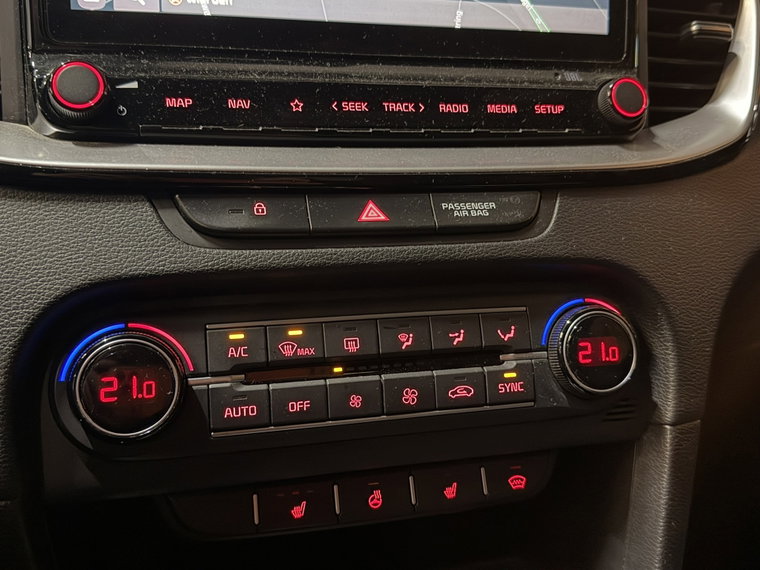 Vehicle Image 28