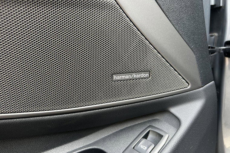 Vehicle Image 40