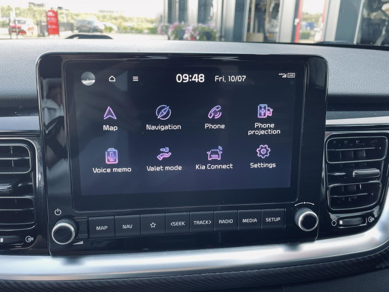 Vehicle Image 21