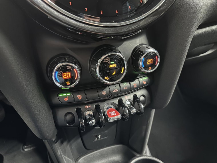 Vehicle Image 39