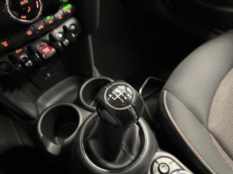 Vehicle Image 41