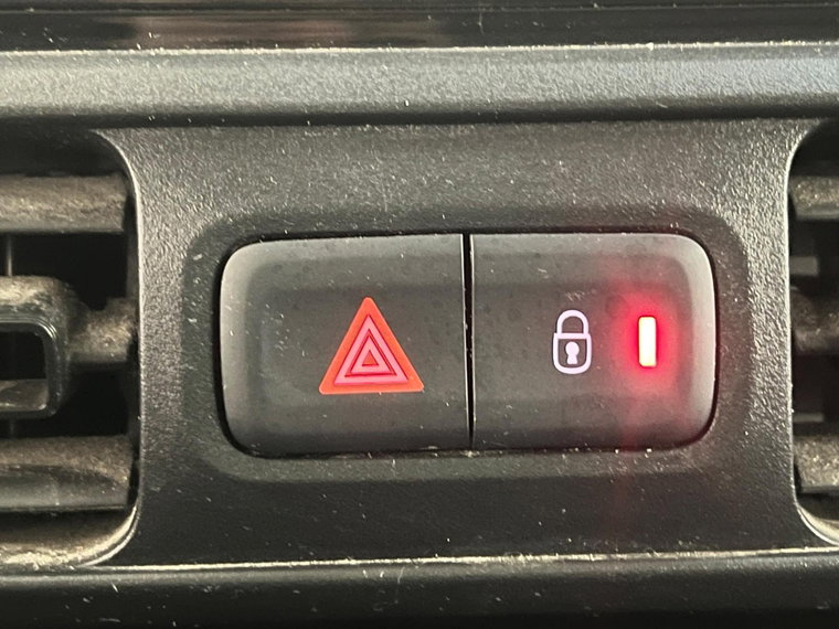 Vehicle Image 28