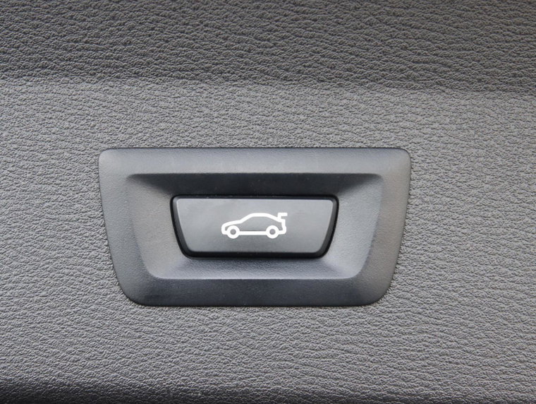 Vehicle Image 26