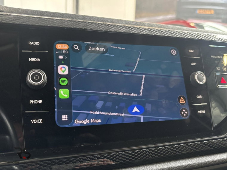 Vehicle Image 35