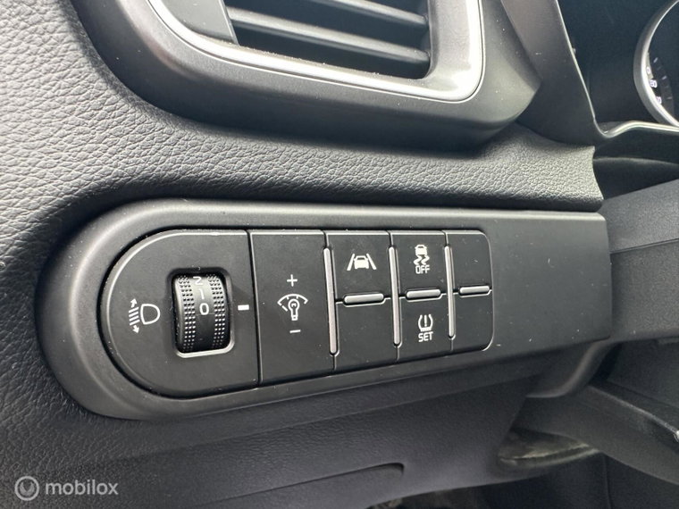 Vehicle Image 29