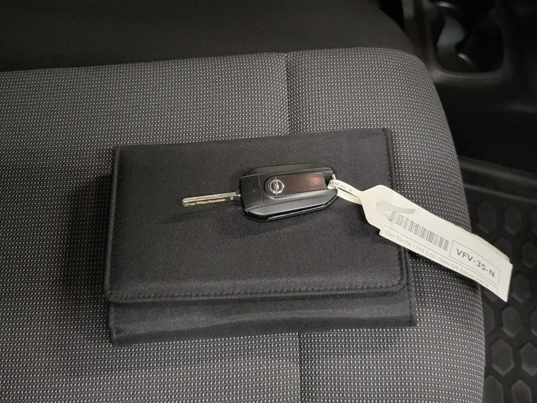 Vehicle Image 19