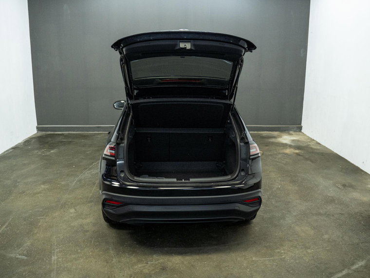 Vehicle Image 33