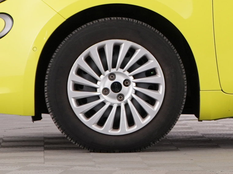 Vehicle Image 38