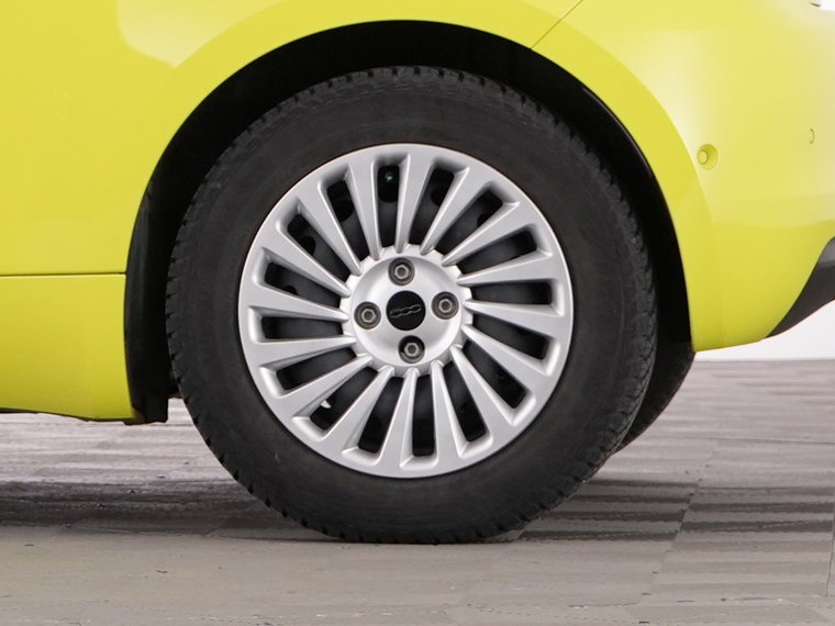 Vehicle Image 39