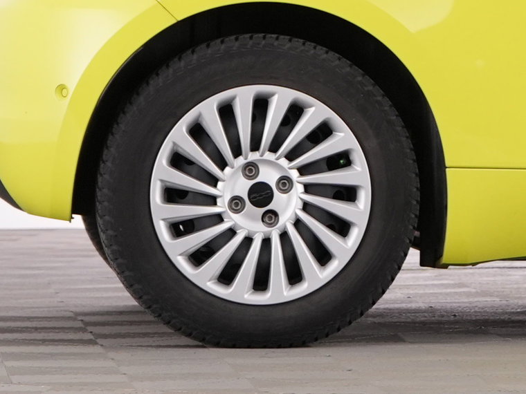 Vehicle Image 40