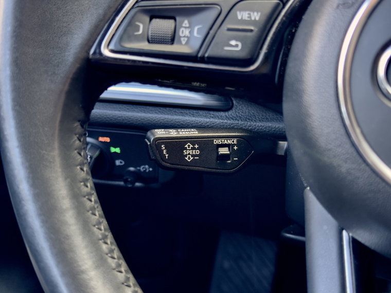 Vehicle Image 26