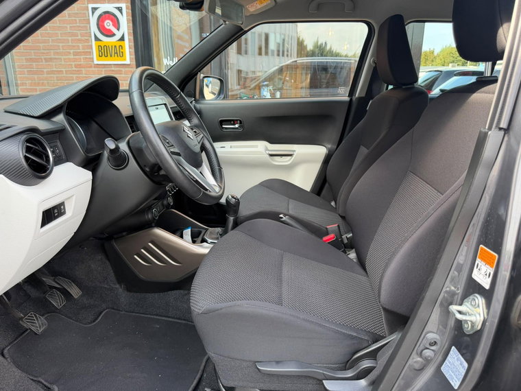 Vehicle Image 17