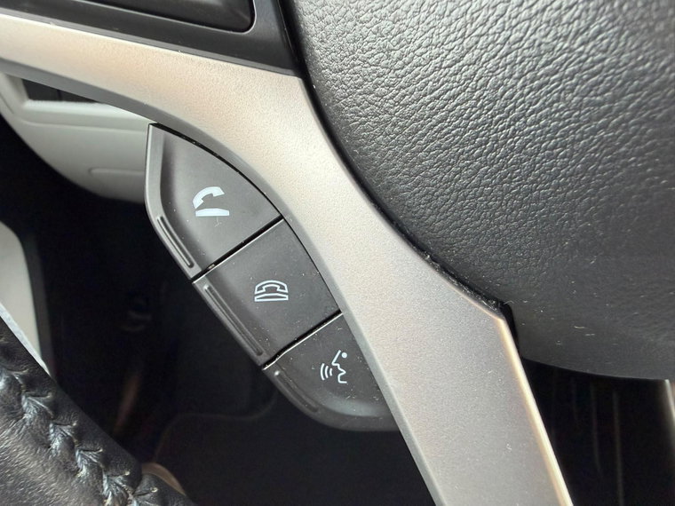 Vehicle Image 37