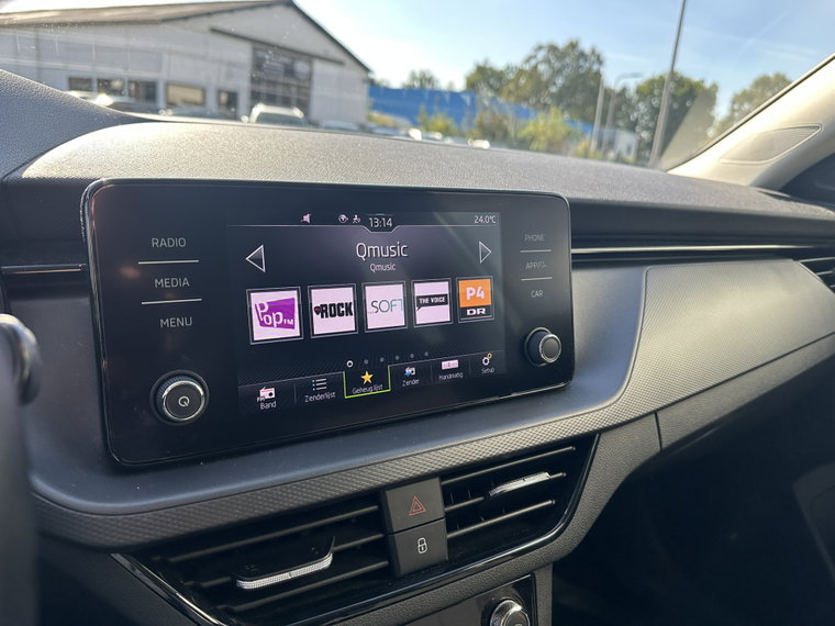Vehicle Image 31